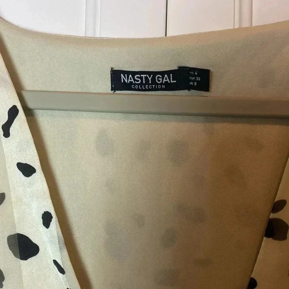 Nasty Gal Dalmatian Satin Long Sleeve Midi dress - Picture 5 of 17